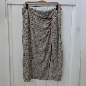 Abercrombie & Fitch leopard print midi skirt
